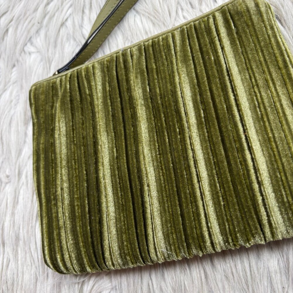 A New Day Pleated Velvet Wristlet / Wallet / Clutch - Picture 2 of 5